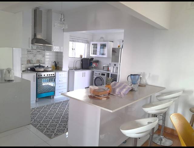 3 BEDROOM HOUSE FOR SALE IN BLUFF